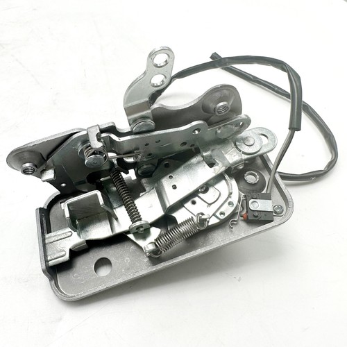 Front Driver LH Door Lock Actuator for 2013-2018 Mercedes-Benz W463 G550 G63 AMG - Picture 4 of 13