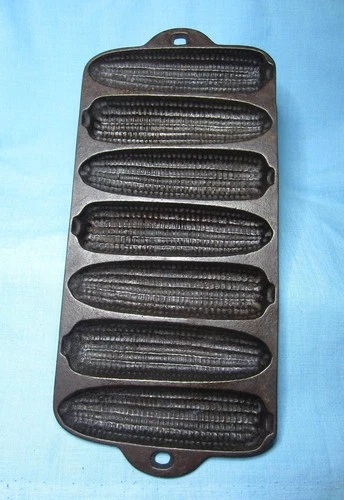 Vintage Wagner Ware Cast Iron Cornbread Muffin Mold Pan "C” 13" X 6" 7 Cavity