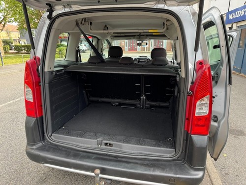 2012 Peugeot Partner Tepee 1.6 HDi 92 Outdoor 5dr MPV Diesel Manual - Picture 18 of 24