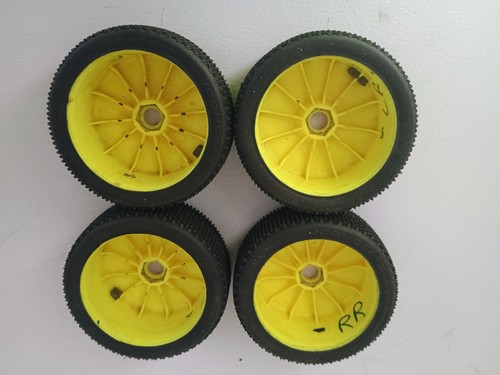 Jconcepts 3034 Subcultures 1/8 Buggy Tires W Yellow TLR 17MM Hex Wheels - Picture 2 of 3