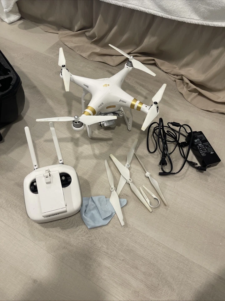 DJI Phantom 3 Pro Quadcopter With DJI Backpack Used (read Description) - Image 2 of 4