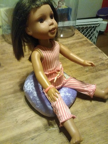 Puppe LILA GLITZER Sitzsack Stuhl klein für Modepuppen ginny, barbie, BRATZ, BJD - Bild 4 von 4
