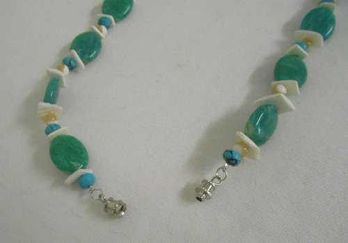 Hand Crafted by Me~Greens/Turquoise/Cream Oval Beaded Necklace w/Barrel Clasp - Picture 3 of 4
