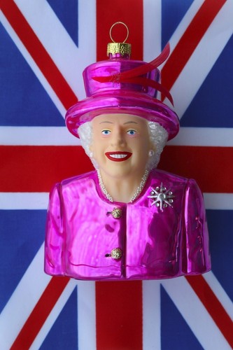 QE2 Glass Christmas Ornament QUEEN ELIZABETH II, by Cody Foster - Foto 2 di 2