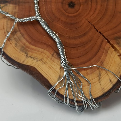 Colgante arte alambre árbol de la vida en tejo - Imagen 4 de 5