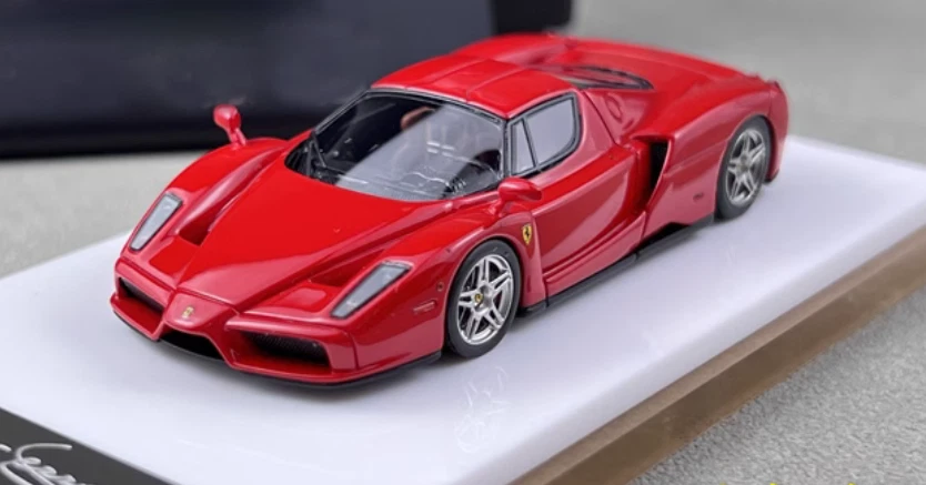 LJM 1/64 Resin car model Ferrari Enzo Limited edition 99 Red