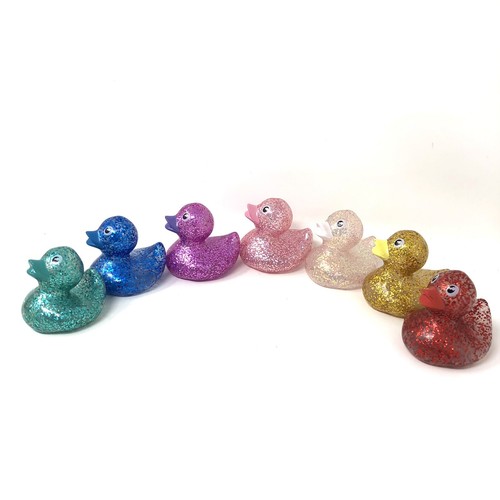 Set Of 7 Mini Colorful Glitter Rubber Duckies (Assorted Color Ducks) 2” - 第 2/4 張圖片