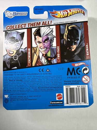 HOT WHEELS CHARACTER CARS DC UNIVERSE TWO-FACE WHITE W9218 NEW - Picture 11 of 19