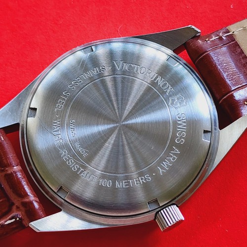 Victorinox Swiss Army Watch Black Dial & Brown Leather Band Date Military Mens - Picture 7 of 8