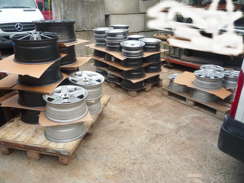 100 STK-TOP-ALU-FELGEN-AUDI-SEAT-VW-SKODA-MERCEDES-BMW- ab Bj 2005 + / - - Bild 3 von 20
