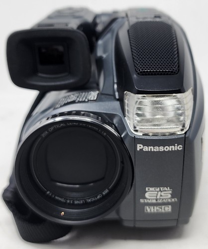 Panasonic PV-D301D Camcorder VHSC High Def EIS 150x Zoom 20x Zoom Tested Works - Picture 3 of 11