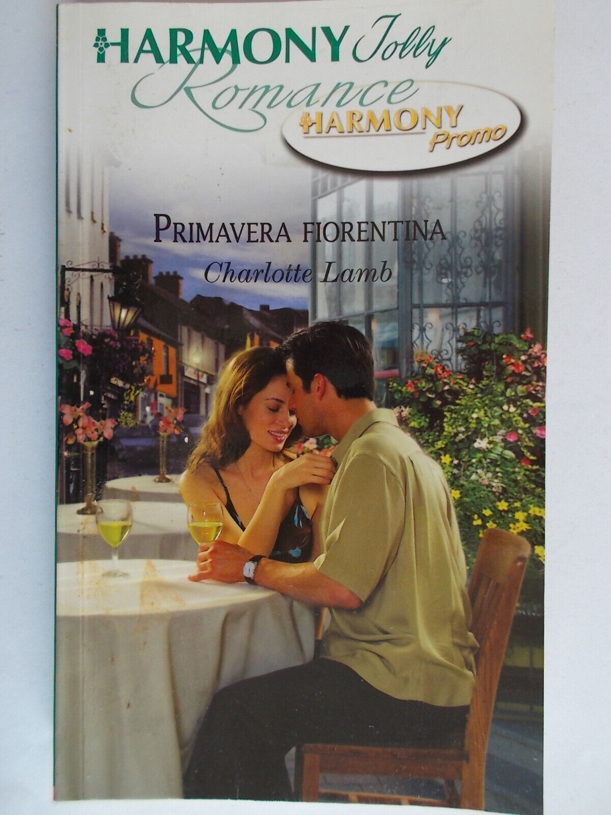Foto 1 di 4