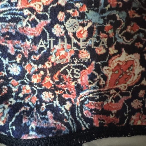 Athleta High Rise Chaturanga Tapestry Paisley Active Workout Crop Leggings. XS - Picture 2 of 10