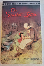 The Scarlet Letter by Nathaniel Hawthorne - Dover Thrift Edition -Paperback