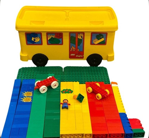 Vintage 1997 Lego Duplo Storage Ride On Bus Great Storage mit 7 Pfund Legos (235 Stck.)
