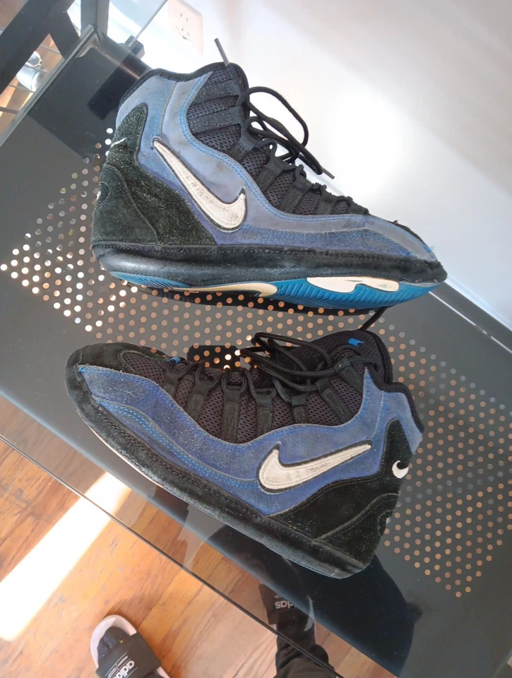 Nike Blue Takedown 96 💙 Sz 7 Wrestling Shoe - Image 3 of 4