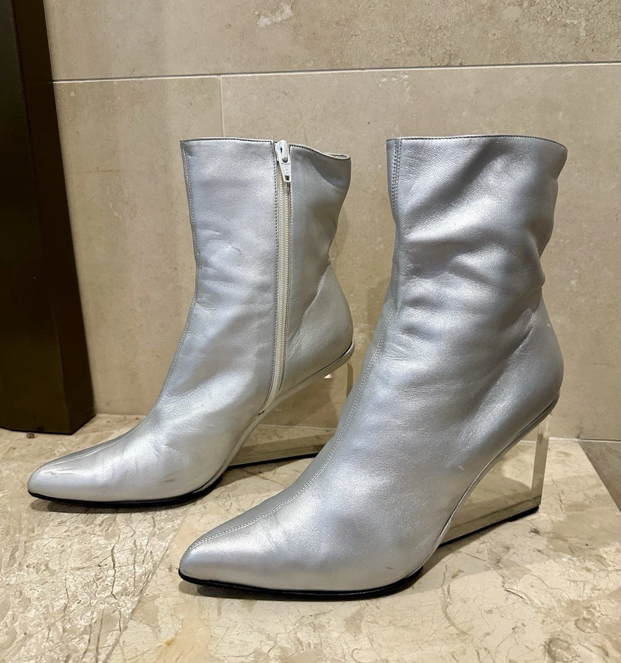 Casadei Plata Cuero Lucite Cuña Botines Talla 10 Punta Punta Zapatos Tacones Foto 3 de 4