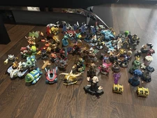 A large batch of skylanders Check The Description For More Info