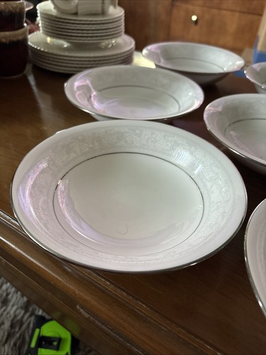 10 Noritake Trudy 7.5” Coupe Cereal /Soup Bowls 7087 - Picture 16 of 17