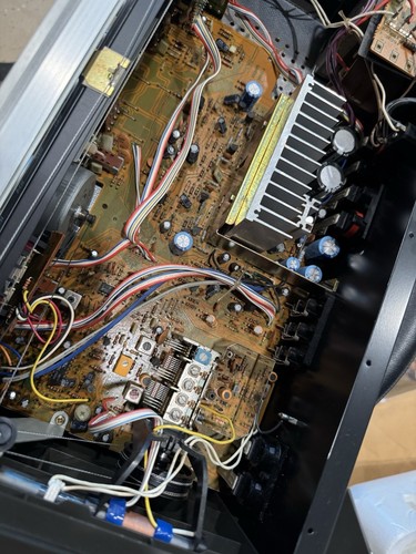 SANSUI R-30 VINTAGE STEREO RECEIVER For Parts or Repair Beautiful but no sound - Picture 10 of 12