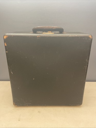 Vintage L.C. Smith Corona Standard Glossy Flat-Top Typewriter W/ Carrying Case - Picture 10 of 10