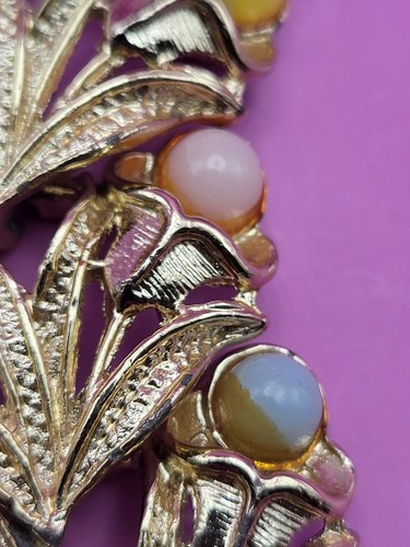 Vtg 1960s Link Bracelet Leaves Lucite MidCentury Approx Sz 7.5" READ - Picture 7 of 15