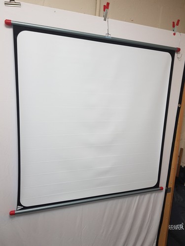 Vintage FINS Milano Boots Beamer Leinwand mit Koffer 40"x40" - Bild 2 von 8