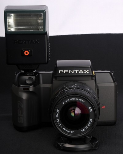 Pentax SF7 QD 35mm Film AF SLR + Sigma AF 28-80mm Asph Lens & AF200SA Flash Kit - Picture 5 of 13