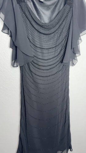 Gebrauchtes Damenkleid Jkara schwarz Perlen Größe 8 Top Zustand - Video 1 von 1