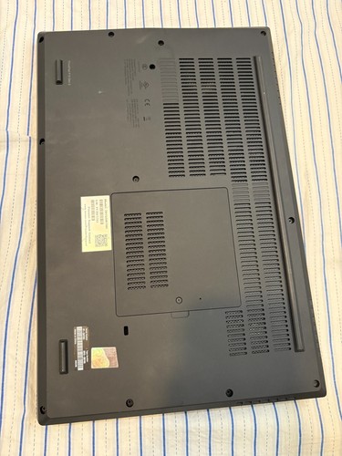 Lenovo ThinkPad P15 Gen 2 15" FHD i7-11850H 2.5GHz 64GB RAM 1TB SSD RTX A3000 - Picture 10 of 13