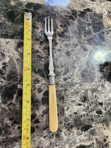 ANTIQUE JGG & S SILVERPLATED BONE HANDLED PICKEL & OLIVE FORK ๐ฅ๐ธ๐ซ - Picture 2 of 7
