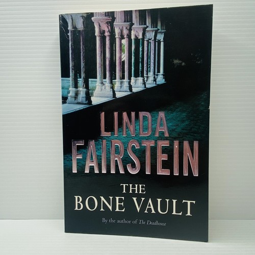 Lote de 2 libros de Linda Fairstein The Bone Vault + paquete grande de bolsillo de danza de la muerte - Imagen 5 de 9