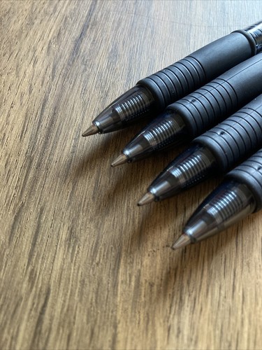 Pilot G-2 0,7 mm Medium Gel einziehbarer Tintenroller schwarz (12 Stifte + 12 Minen) - Bild 8 von 12