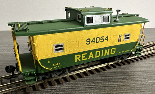 Overland Models HO Brass #1249 Reading Steel Caboose Class NMp #94054 Painted - Picture 6 of 15