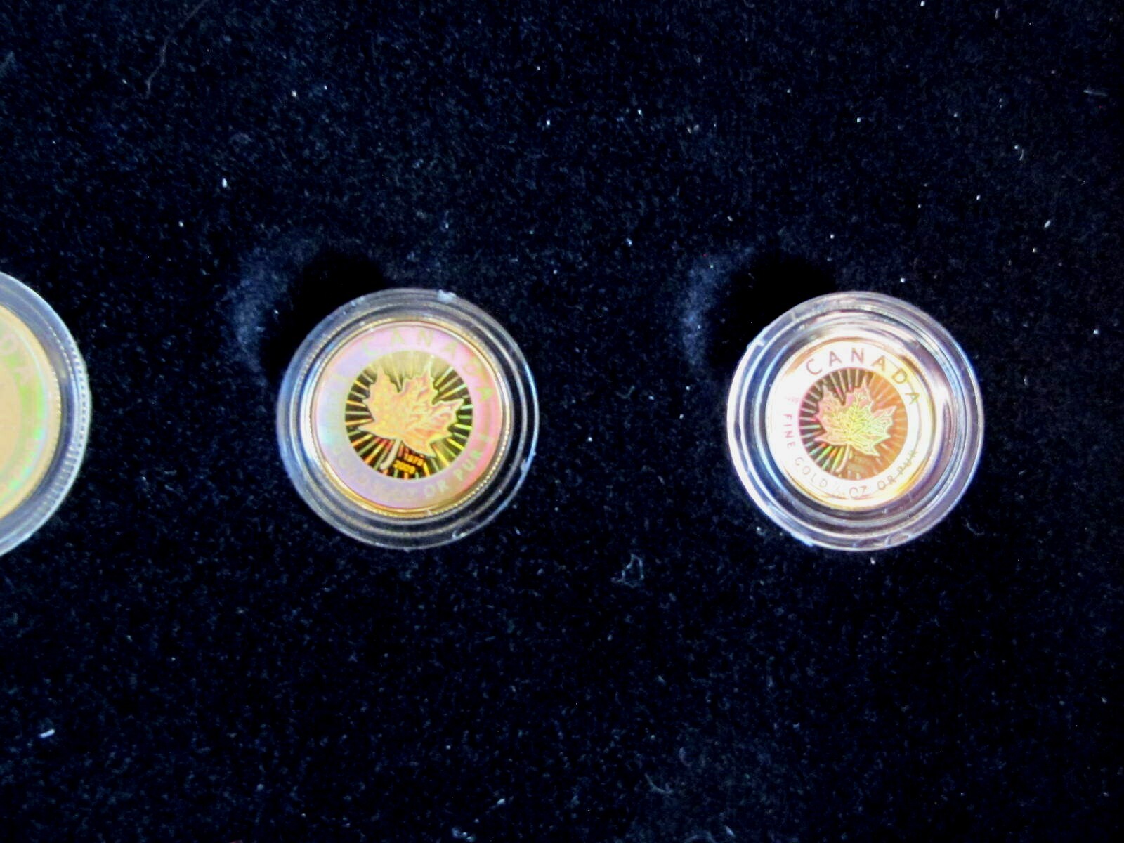 2009 Canada Maple Leaf 9999 Gold Hologram Set 