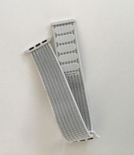 Genuine APPLE Watch NIKE Reflective Sport Loop SUMMIT WHITE  41mm 40mm 38mm - Picture 1 of 9