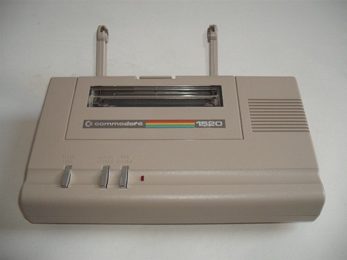 Commodore 1520 Plotter/Printer with metal motor pinion! Very good condition! - Afbeelding 2 van 8