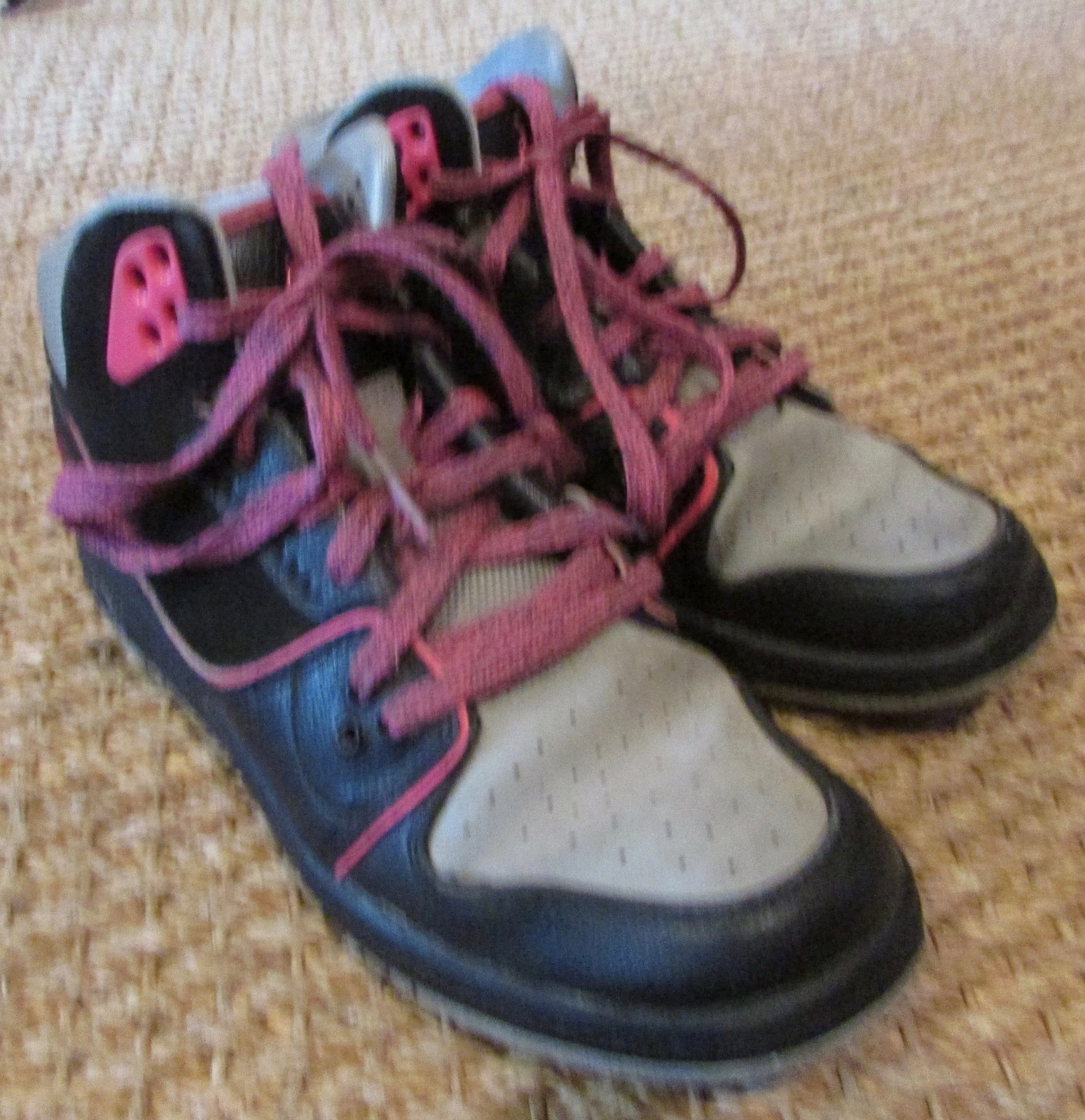 Nike Jordan 1 Flight 2 GS Athletic Sneakers Shoes 631788-060 Black/Pink Sz 4Y