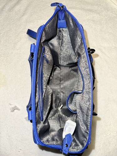 Danielle Nicole Crossbody Bucket Tote / Purse Blue Pebble Vegan Leather Top Zip - Picture 3 of 4