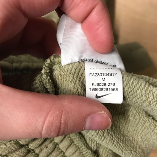 NIKE - BOYS MEDIUM - GREEN ICON FLEECE COTTON BLEND JOGGER SWEATS -FJ6028-276 - Picture 5 of 5