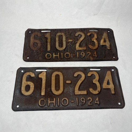 1924 Pair of State Of Ohio License Plate Vintage Original