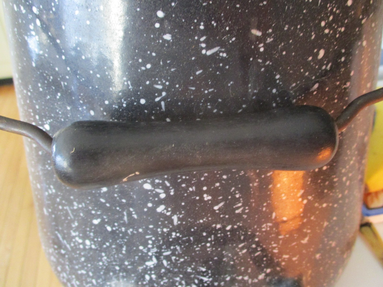 Picture 4 of 9