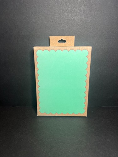 Hallmark 24 Pack Green Single Panel Scalloped Edge Blank Cards & Envelopes