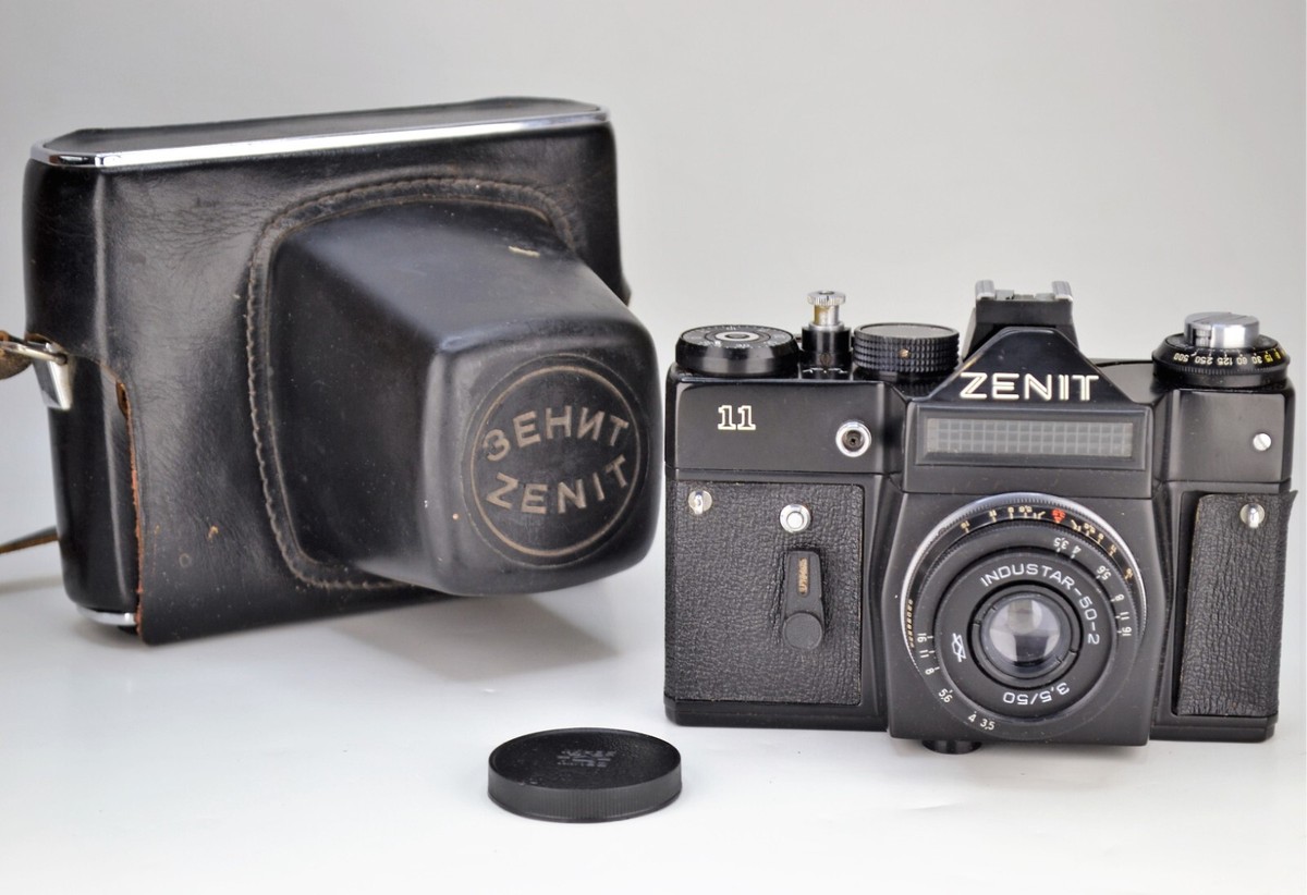 Zenit 11 INDUSTAR-50-2 50mm F3.5 フィルムカメラ SOVIET USSR 