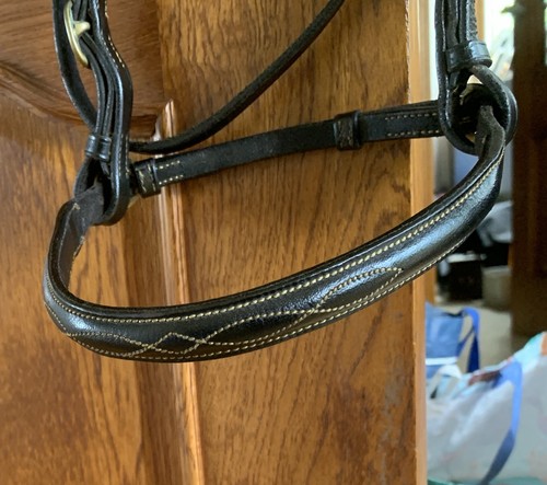 Black Leather Cob Size In Hand /Show Bridle - Picture 3 of 8