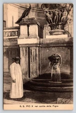 Pio X Nel Cortile Della Pigna  Postcard