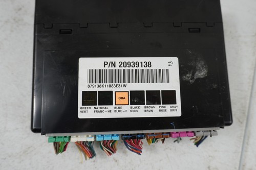 2007-2012 OEM GMC Acadia SLT Body Control Module Unit 20939138 BCM BCU - Picture 2 of 4