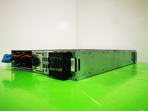 APC Smart USV 3000VA Rackmount - Batterien ausgebaut - Facia SMT3000RMI2U fehlt - Bild 8 von 8