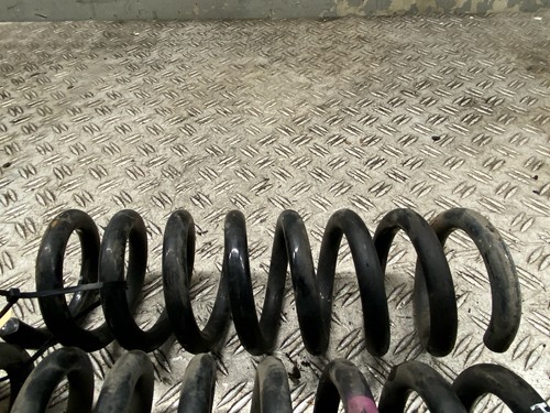 91210 Feder hinten MERCEDES-BENZ C-Klasse T-Modell (S204) A2043240404 - Bild 3 von 6