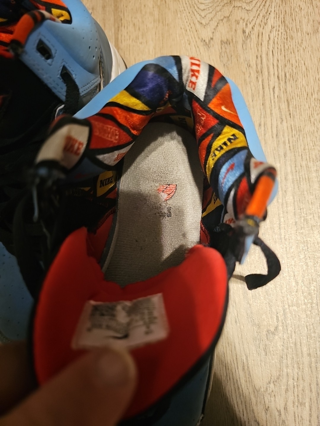 Foto 12 di 13